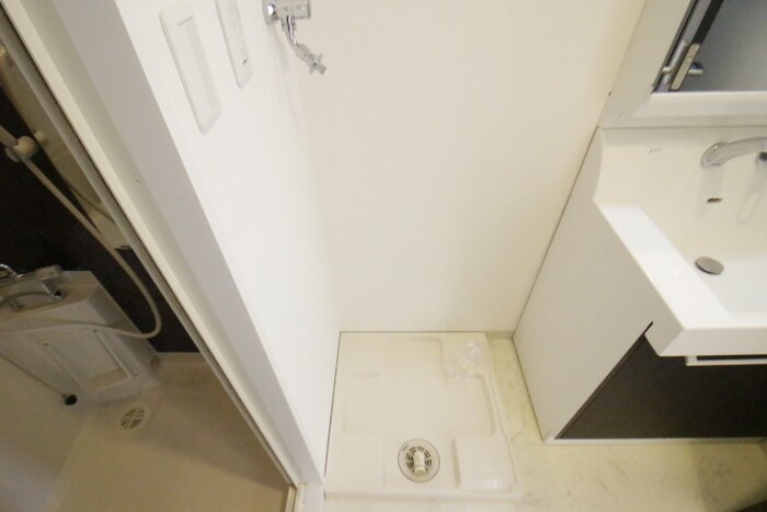 物件内観写真21　(洗濯機置場)