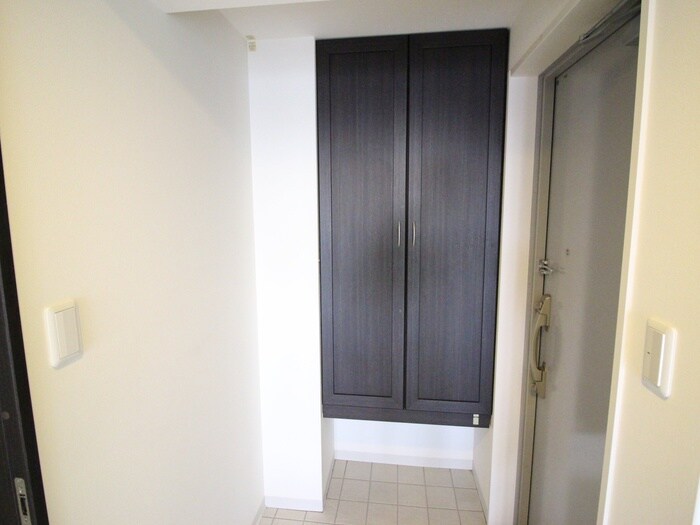 物件内観写真22　(玄関)