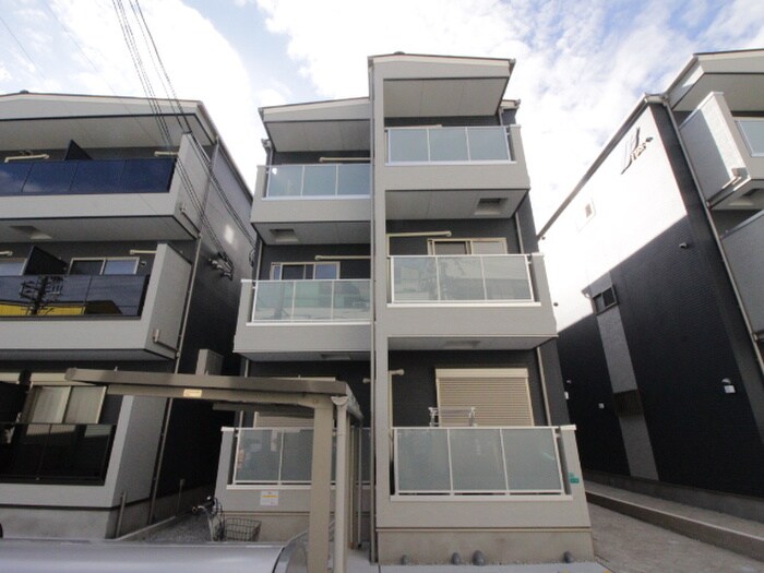 物件外観写真1　(外観写真)