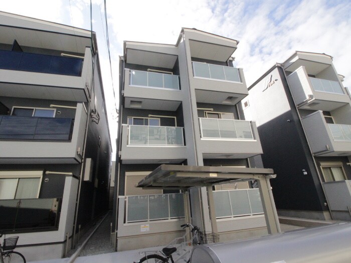 物件外観写真2　(外観写真)