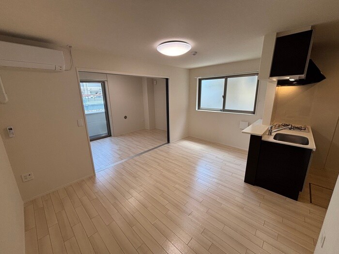 物件内観写真9　(居室)