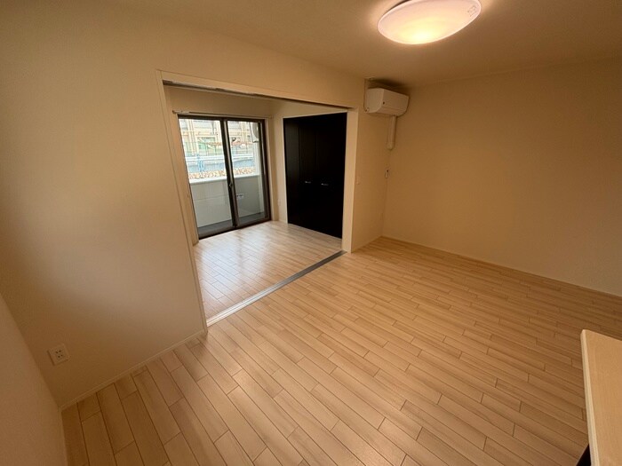 物件内観写真12　(居室)