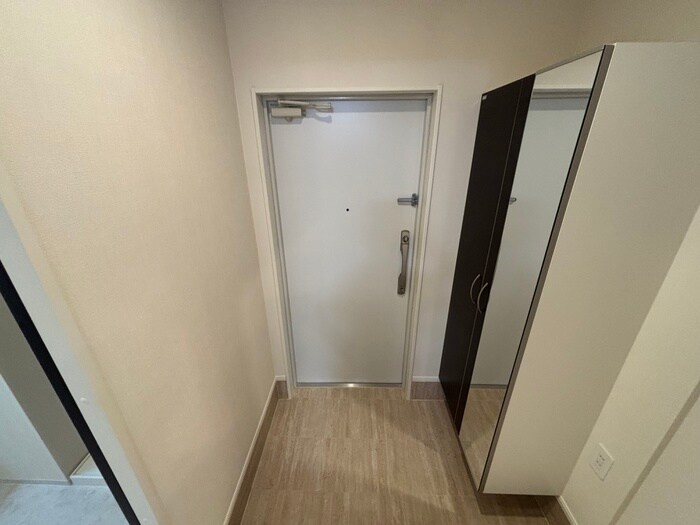 物件内観写真15　(玄関)
