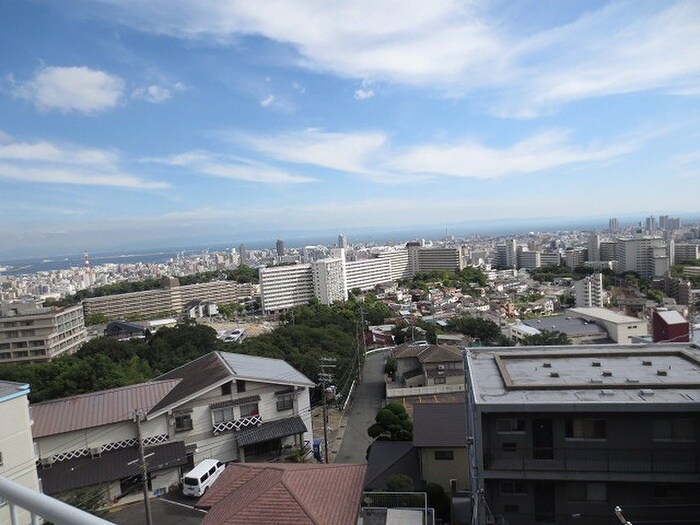 物件内観写真17　(室内からの展望)