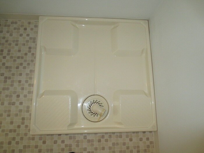 物件内観写真20　(洗濯機置場)