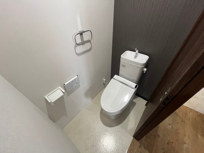 物件内観写真9　(トイレ)