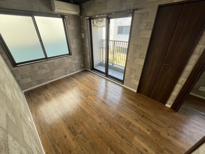 物件内観写真18　(居室)