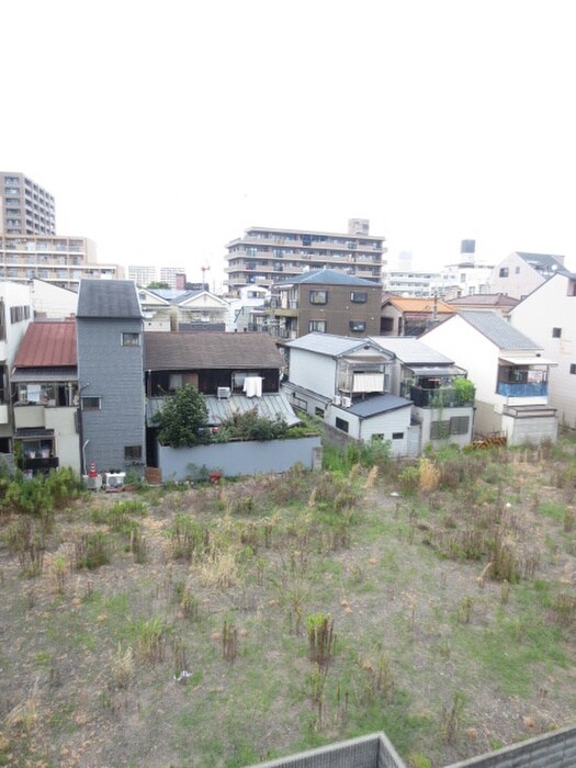 物件内観写真15　(室内からの展望)