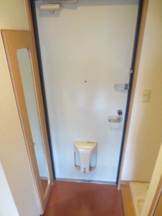 物件内観写真22　(玄関)