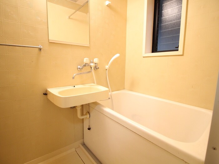 物件内観写真12　(バス／シャワールーム等)