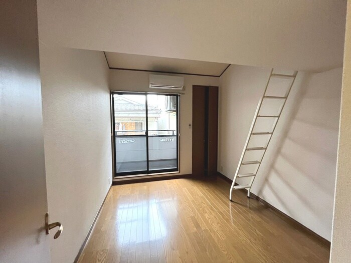 物件内観写真17　(居室)