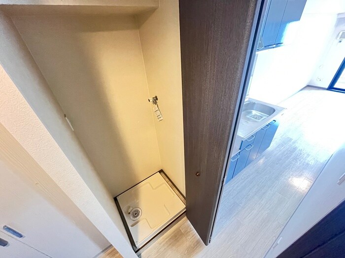 物件内観写真10　(洗濯機置場)