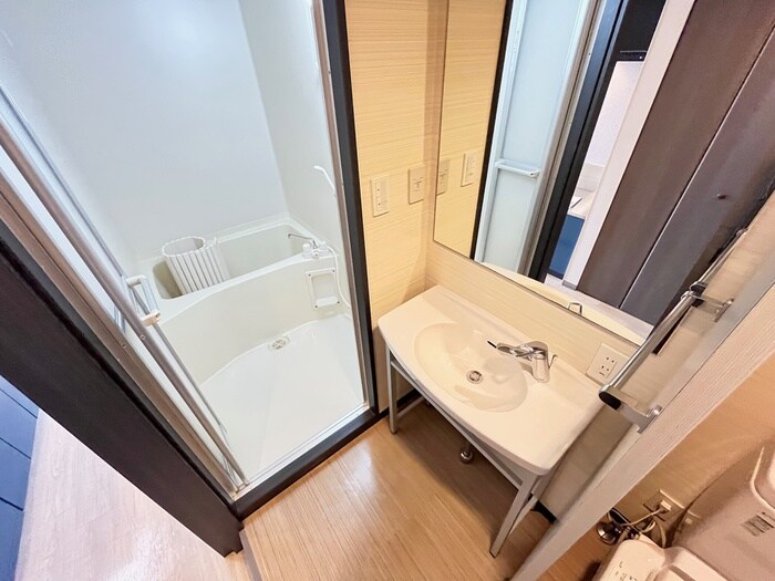 物件内観写真11　(洗面)