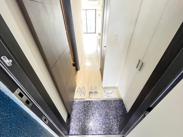 物件内観写真20　(玄関)