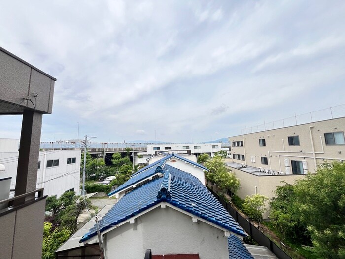 物件内観写真22　(室内からの展望)