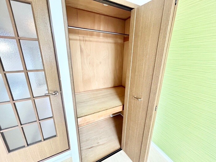 物件内観写真12　(収納)