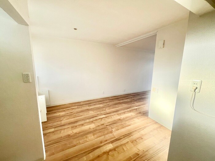 物件内観写真19　(廊下)