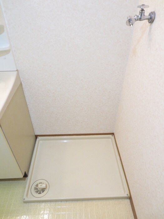 物件内観写真19　(洗濯機置場)