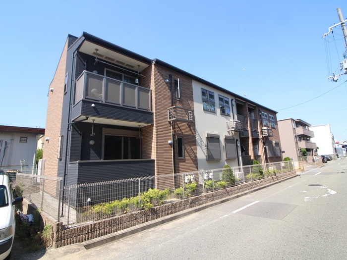 物件外観写真1　(外観写真)