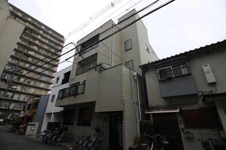 ロイヤルメゾン外観写真