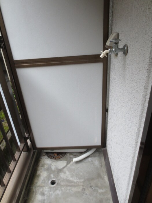 物件内観写真11　(洗濯機置場)