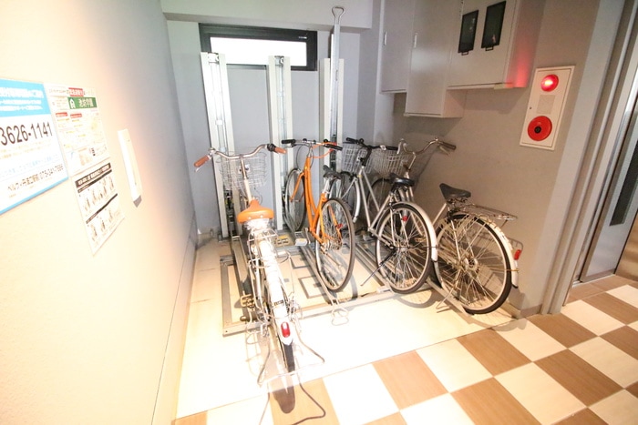 物件外観写真4　(駐輪場)