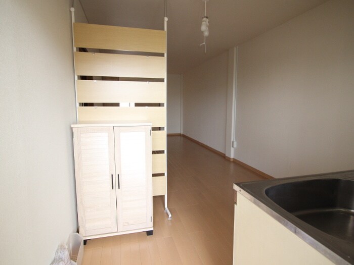 物件内観写真5　(玄関)