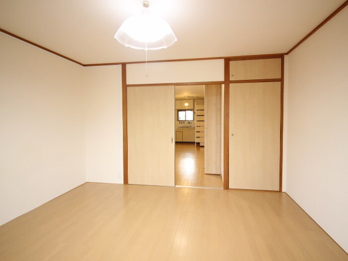 物件内観写真19　(居室)