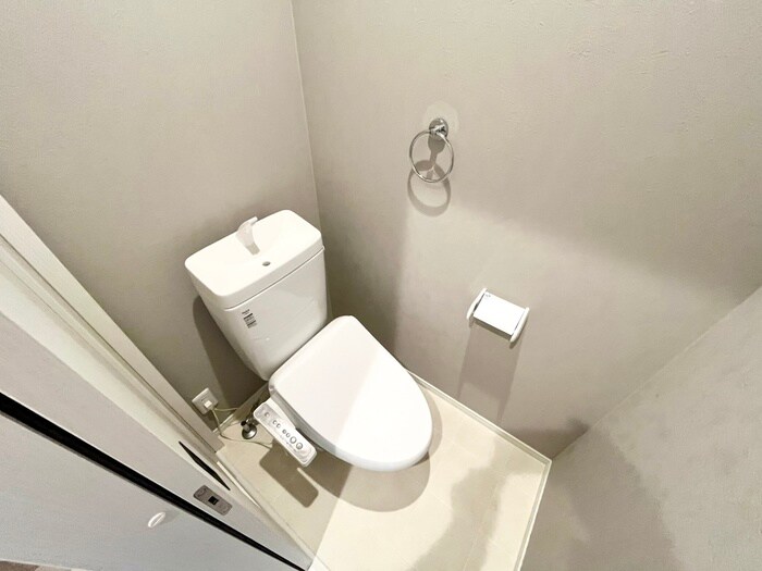 物件内観写真13　(トイレ)