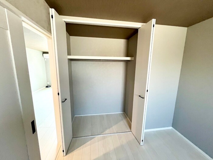 物件内観写真16　(収納)