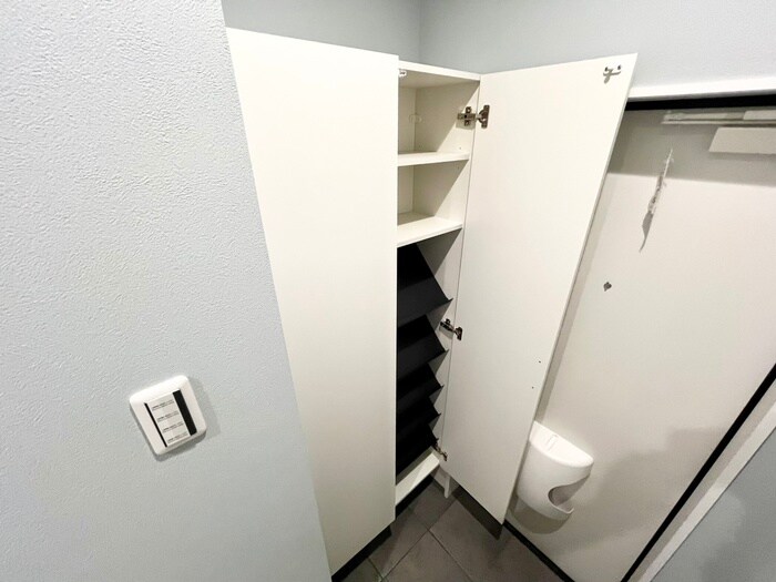 物件内観写真16　(靴箱)