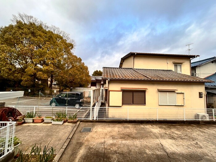 物件内観写真16　(室内からの展望)