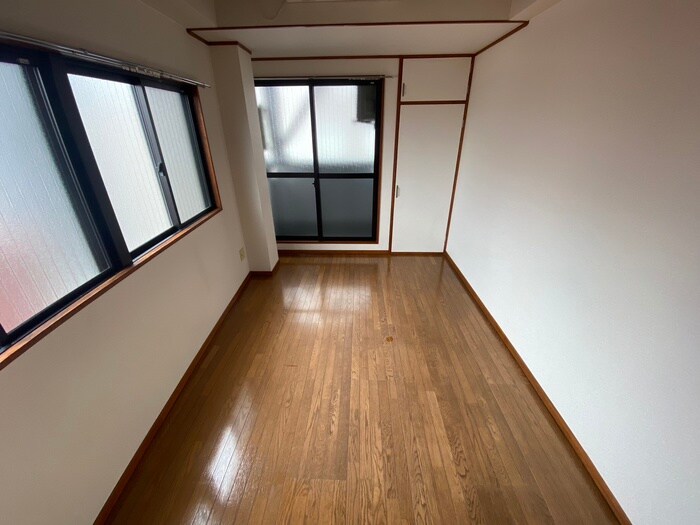 物件内観写真13　(居室)