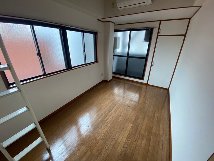 物件内観写真14　(居室)