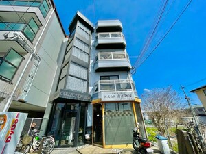 ナカイコレクションビル外観写真