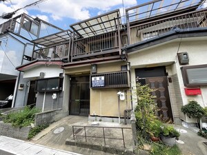 平盛貸家外観写真