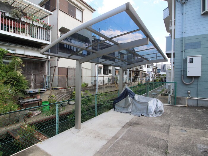 物件外観写真4　(駐輪場)