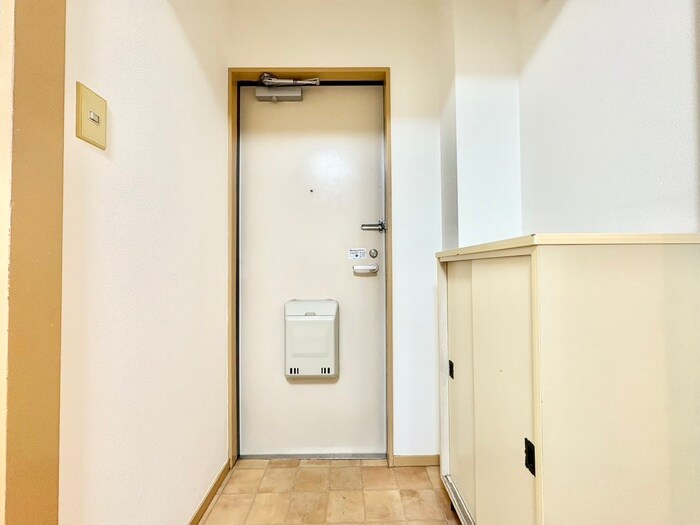 物件内観写真22　(玄関)