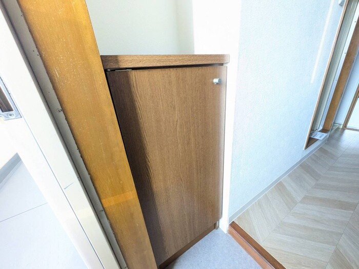 物件内観写真15　(靴箱)