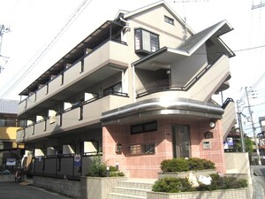 ベレッツァ灰塚外観写真