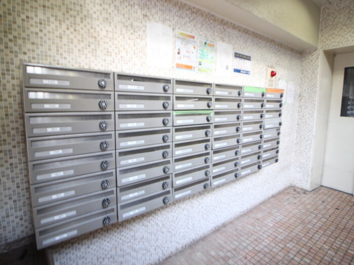 物件外観写真6　(建物設備)