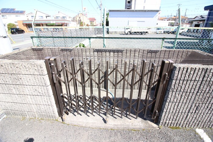 物件外観写真4　(建物設備)