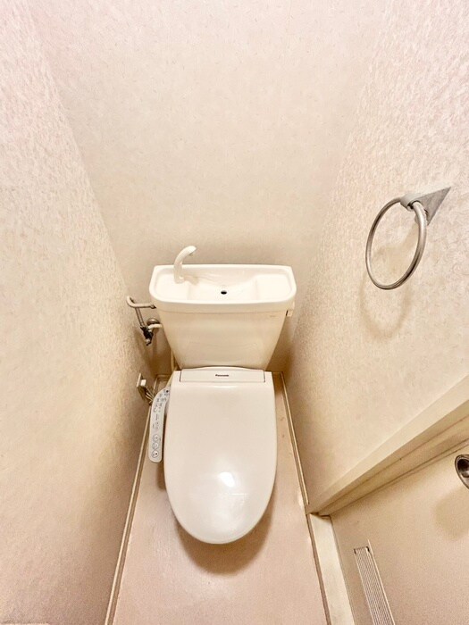 物件内観写真11　(トイレ)