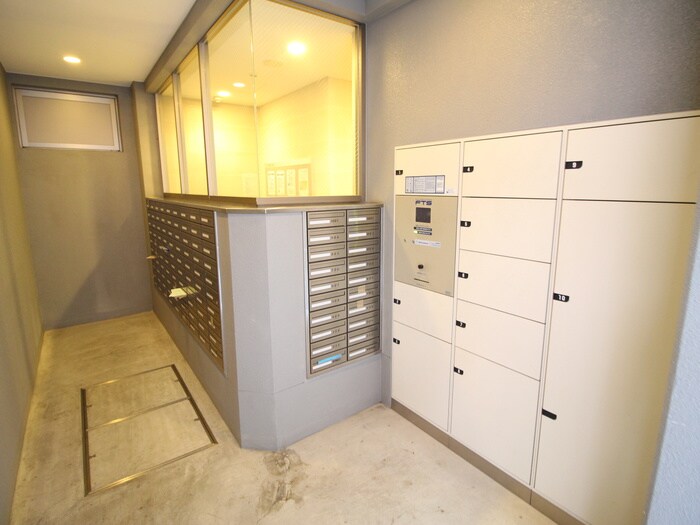 物件外観写真4　(建物設備)