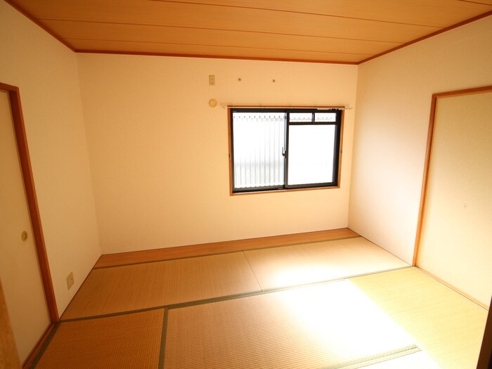 物件内観写真9　(居室)