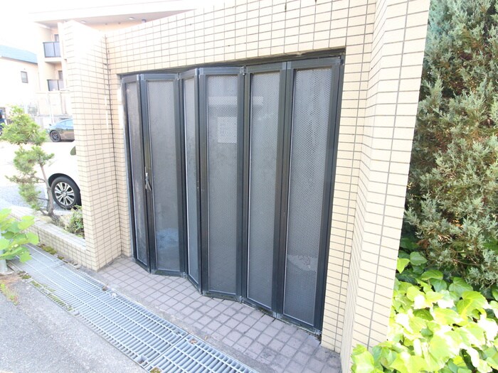 物件外観写真5　(建物設備)