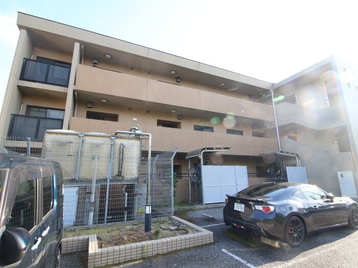 物件外観写真6　(外観写真)