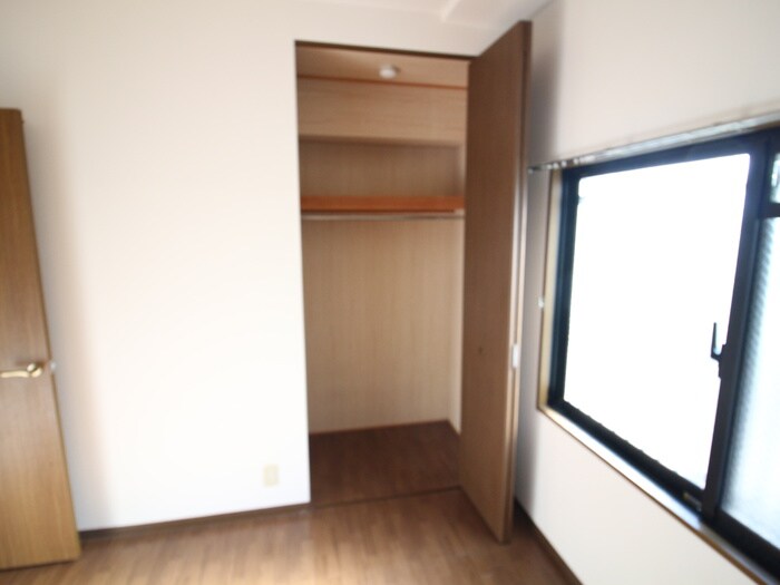 物件内観写真15　(収納)