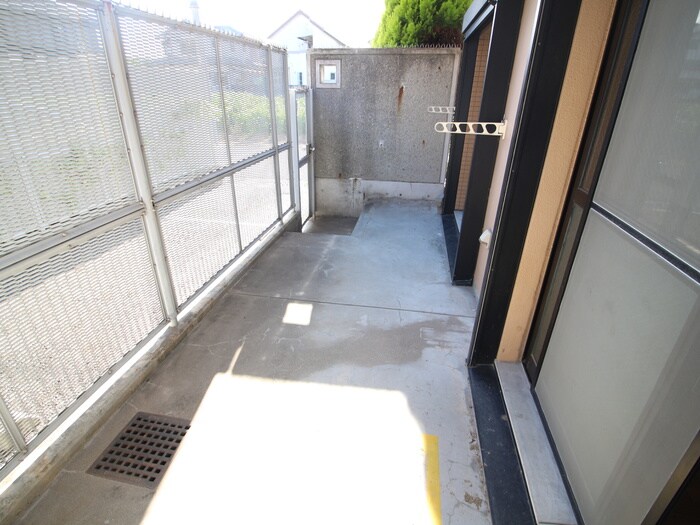 物件内観写真16　(ベランダ・バルコニー)