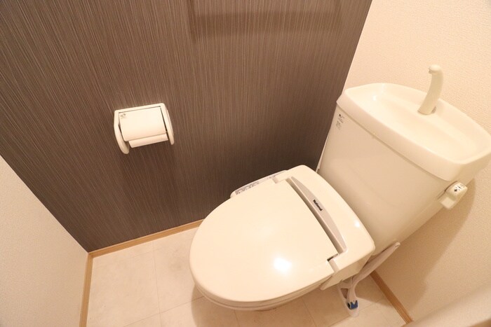 物件内観写真9　(トイレ)